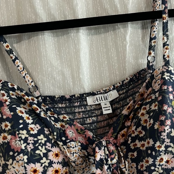 AUW Pink and White Floral Tie Front Camisole - Picture 4 of 4